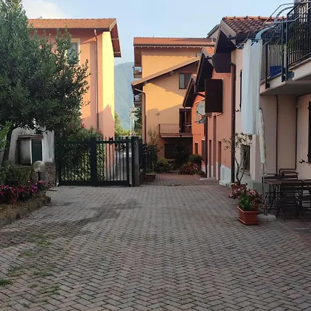 Giorgia's Holiday Rent Apartamento Colico
